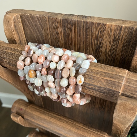 overthemoon2020 Jewelry - Multi Moonstone Tumble bracelet (one)